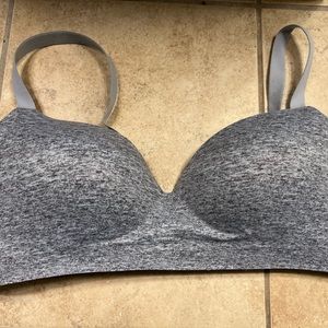 Soma Embliss Wireless bra 40B